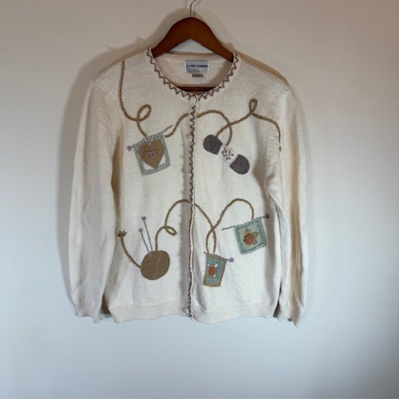 Vintage Women’s L White Button Cardigan Embroidered Knitting Sewing Cottagecore - Picture 1 of 11